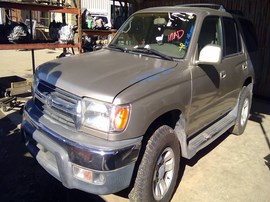 2002 TOYOTA 4RUNNER SILVER, SR5 MODEL, 3.4L, AT, 2WD.  Z26299